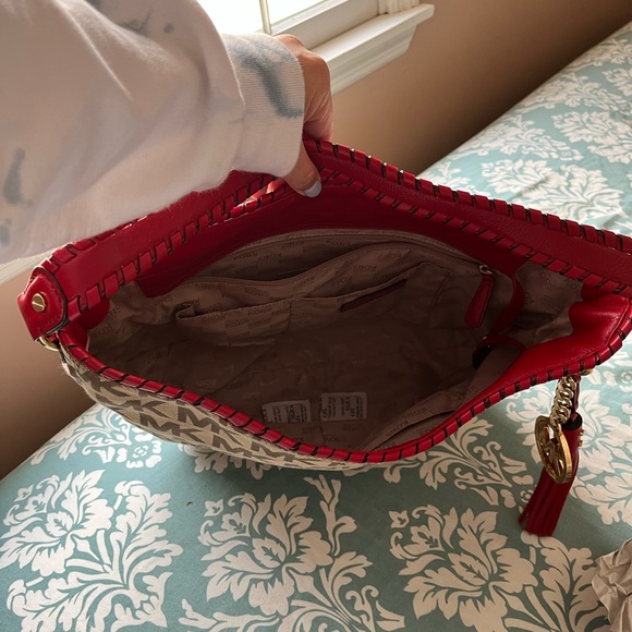 Michael Kors Monogram Large Tote/Shoulder Bag - Picture 5 of 5